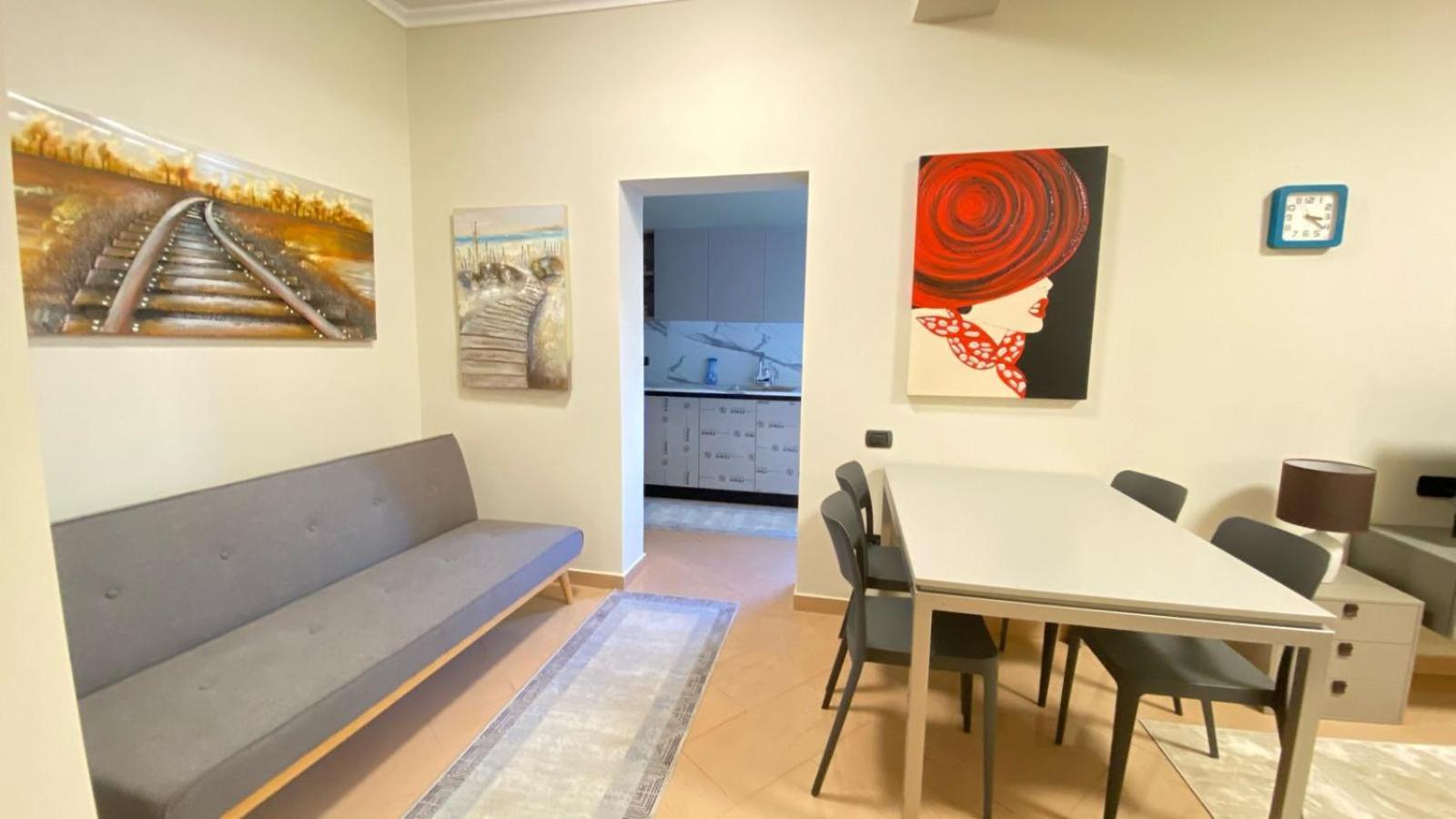 Villa Chaplin Tirana Bagian luar foto